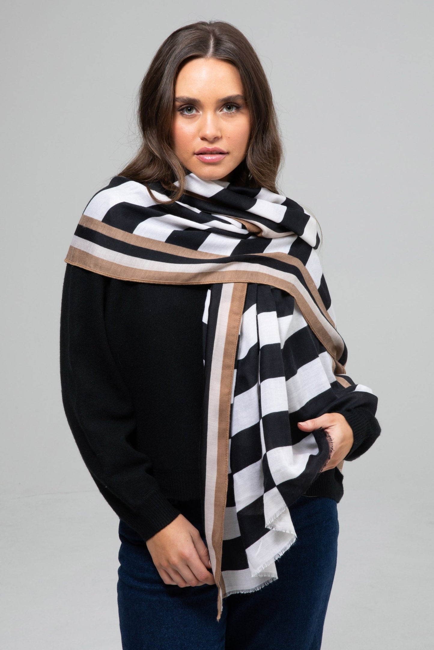 Penny Scarf - Black W White