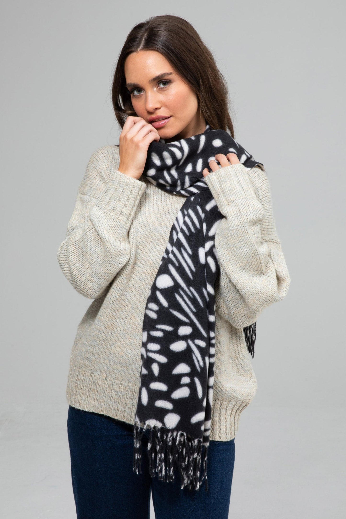 Greta Scarf - Black