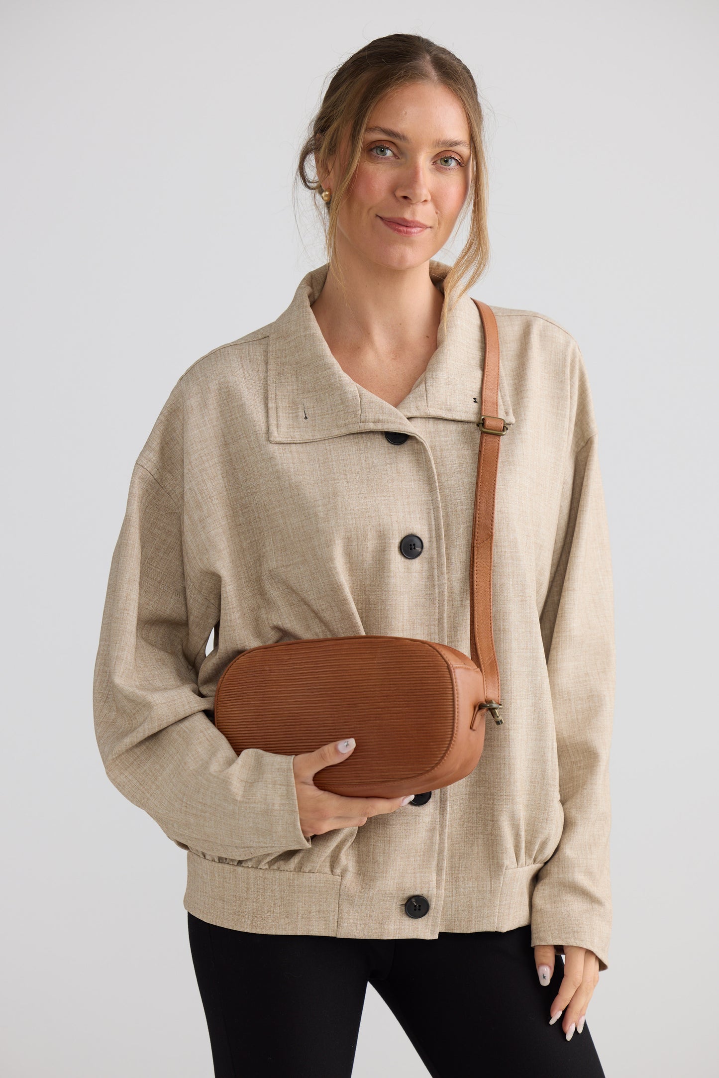 Campbell Bag - Tan bag in tan with ribbed texture, alternate view on white background