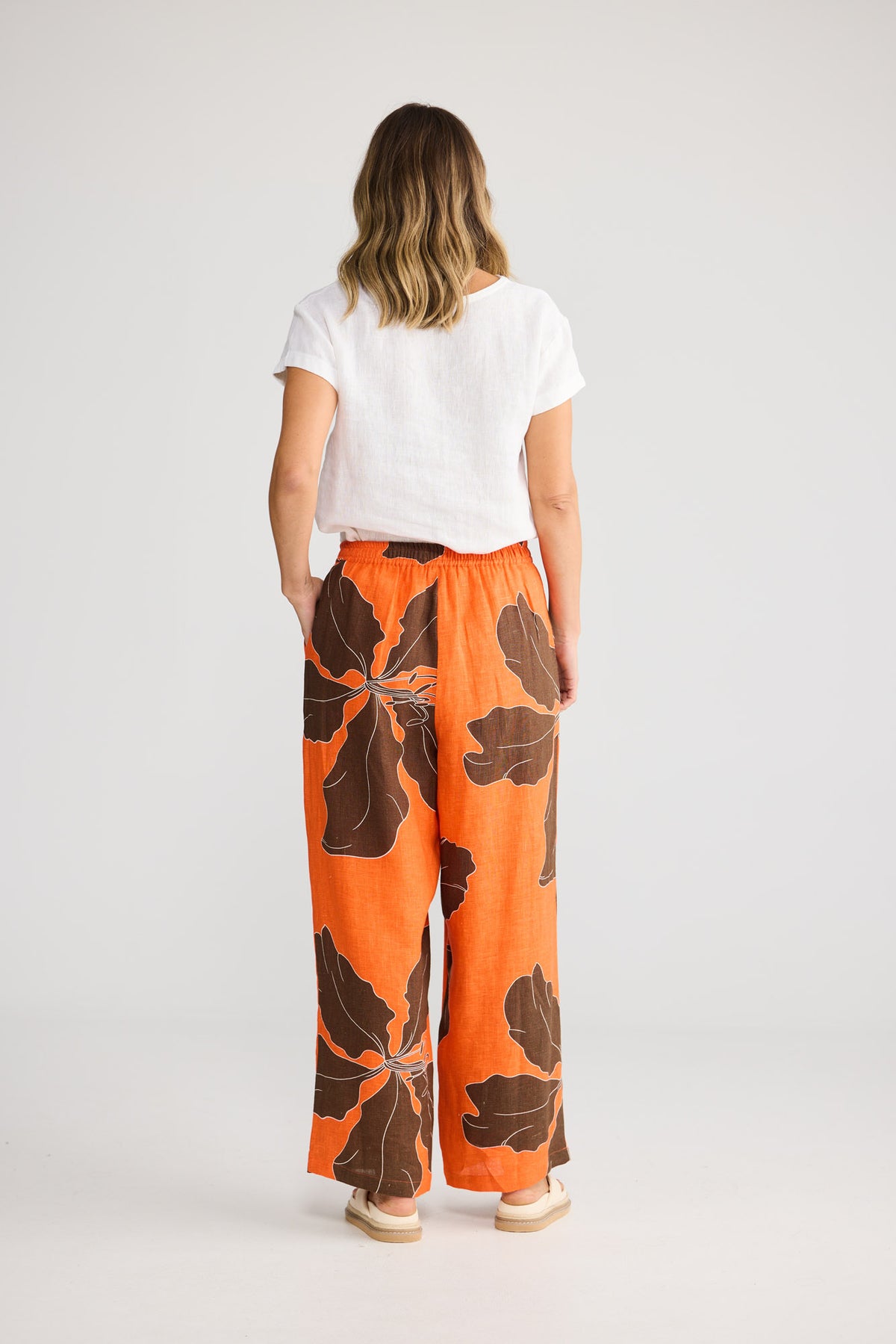 Playa Pant in Hibiscus Breeze with relaxed wide leg.