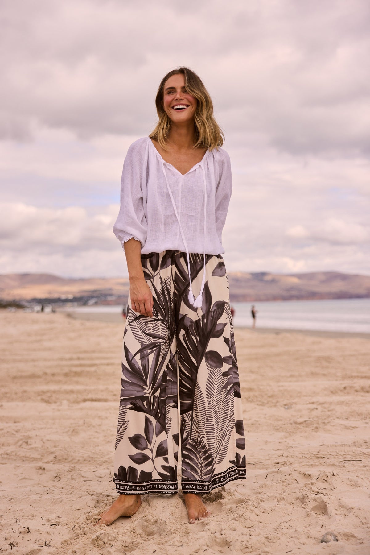 Seaside Top in White — additional view 5.