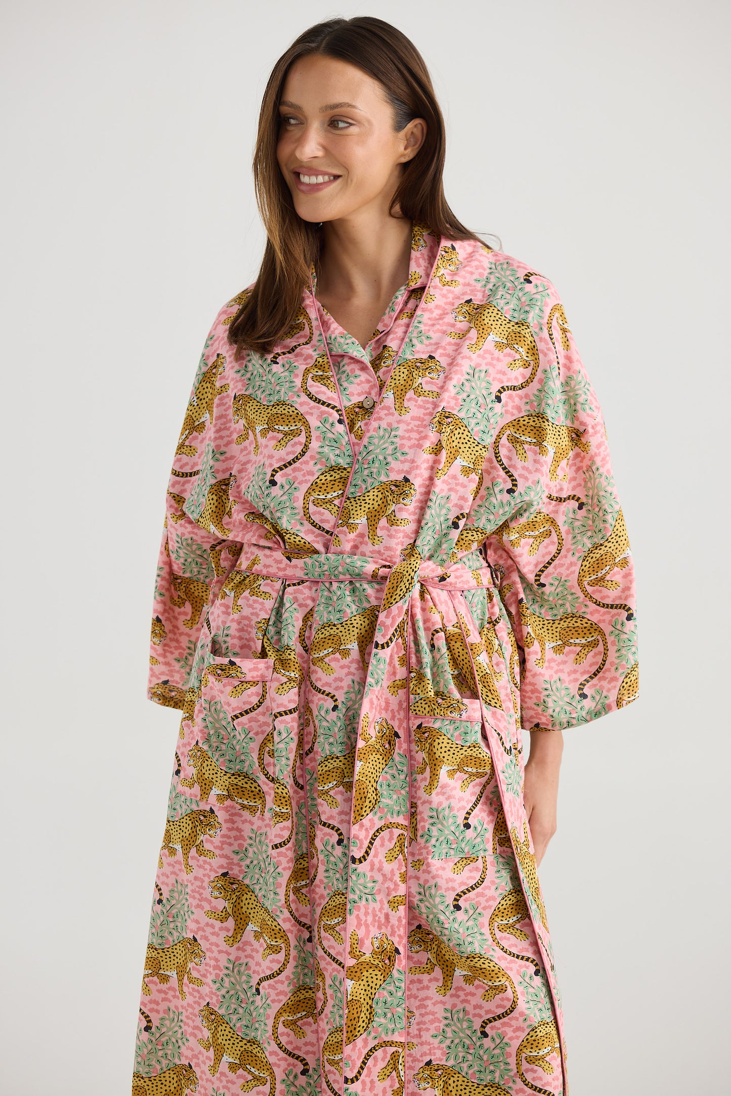 Salutation Robe - Tigress