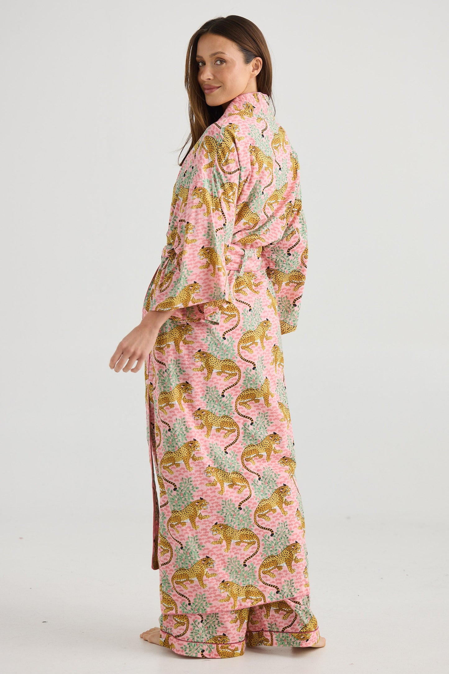 Salutation Robe - Tigress