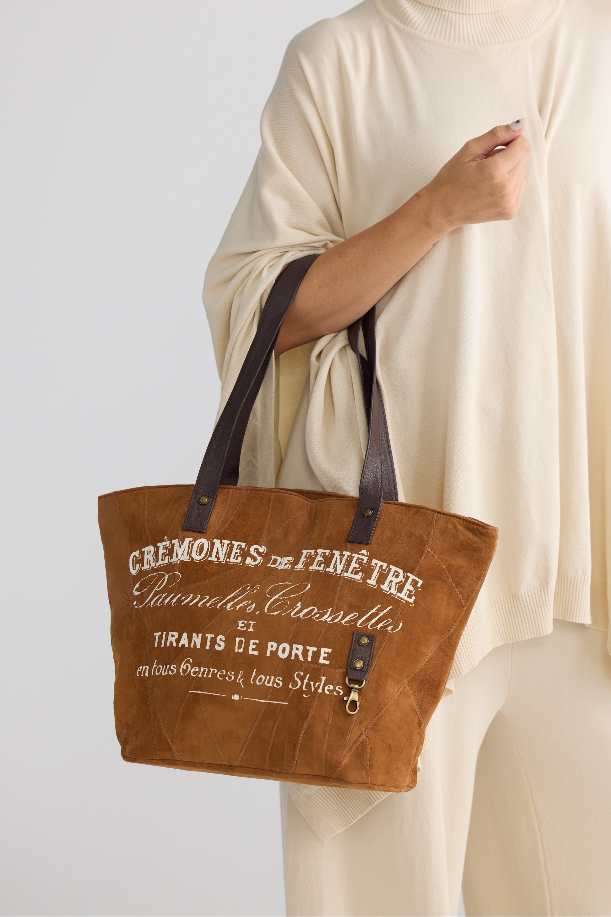 Cremones Bag - Tan bag in tan with structured silhouette, detail view on white background