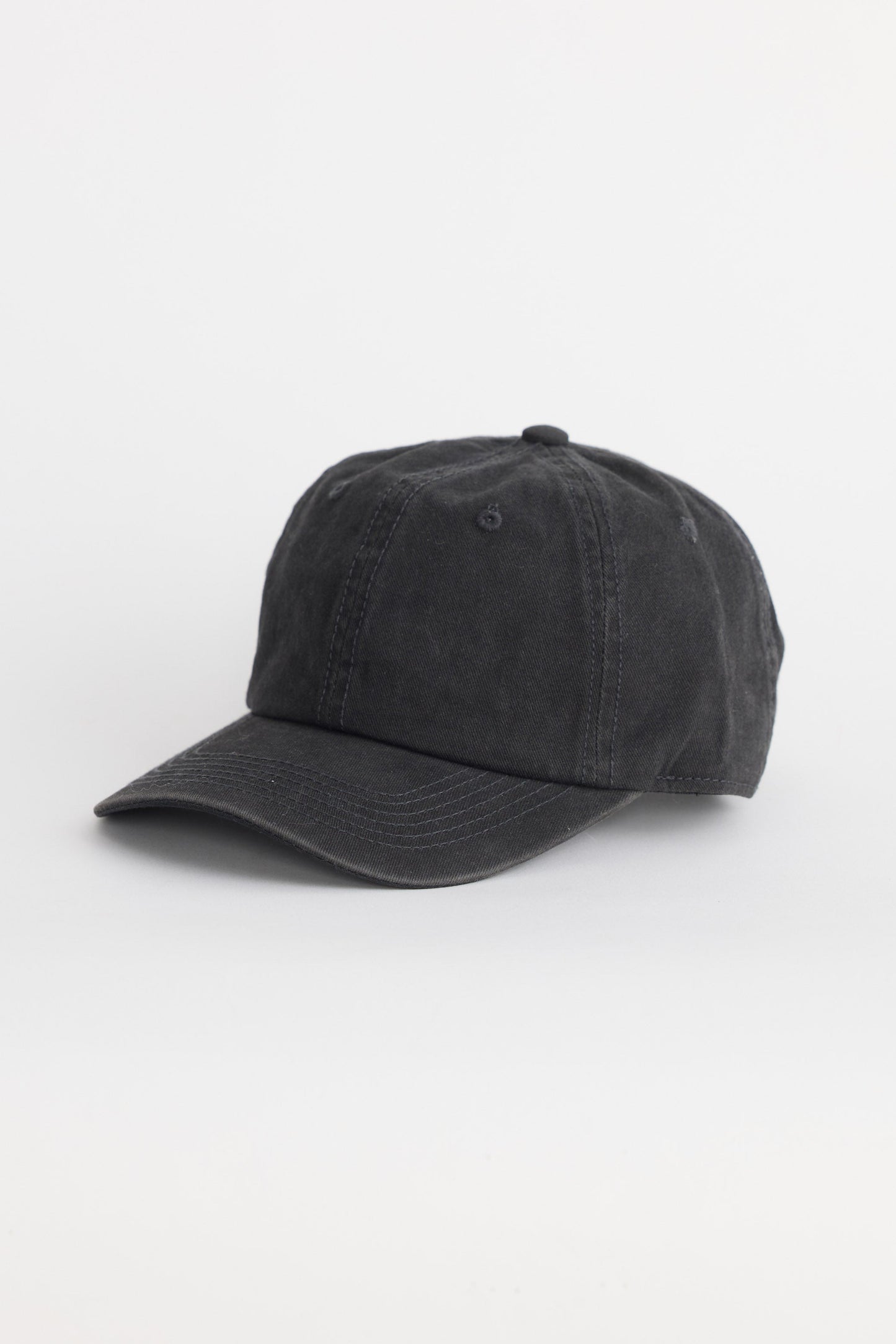 Kenny Cap - Charcoal cap in charcoal with structured silhouette, alternate view on white background