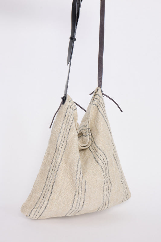 Cohen Bag - Natural bag in natural with structured silhouette, alternate view on white background