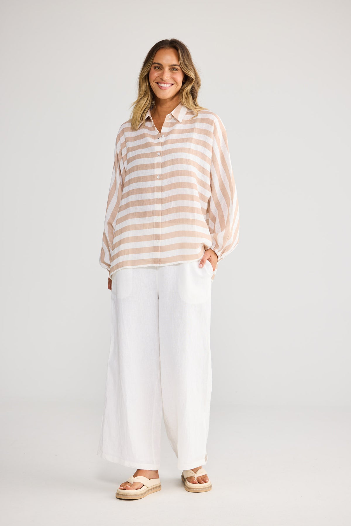 Cliffside Shirt in Natural with White — additional view 3.