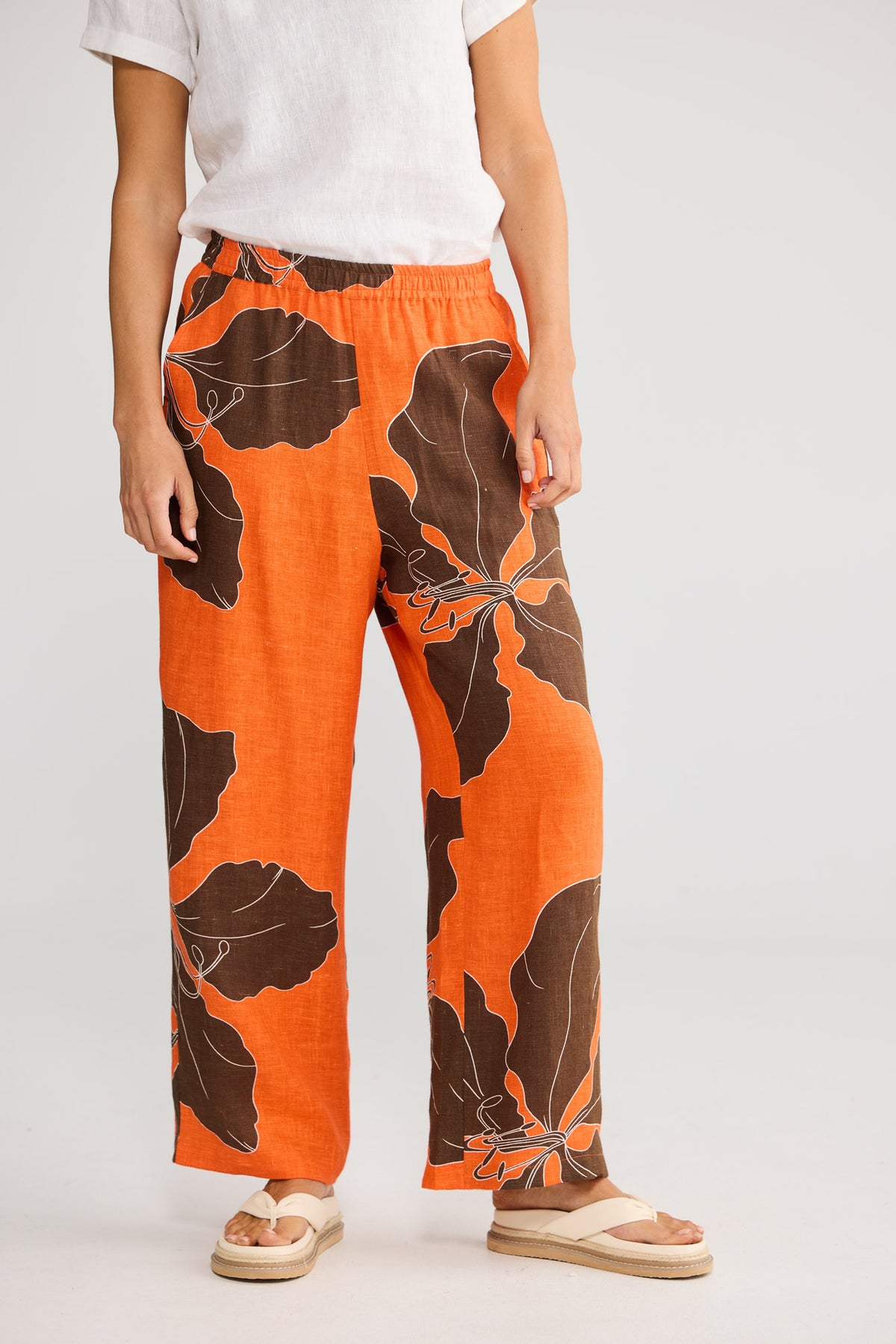 Playa Pant in Hibiscus Breeze with full length.