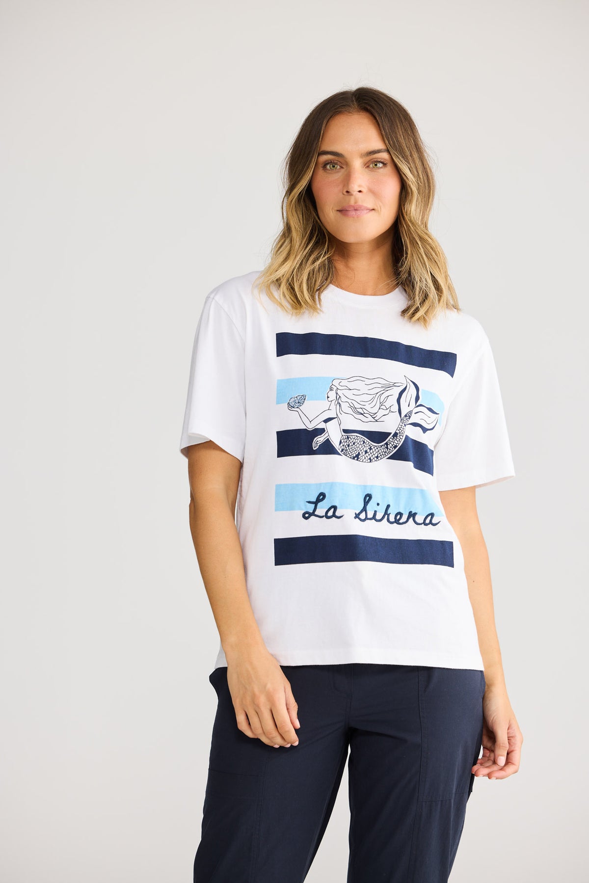 Coral Tee in White with short sleeve tee with round neckline and graphic motif.