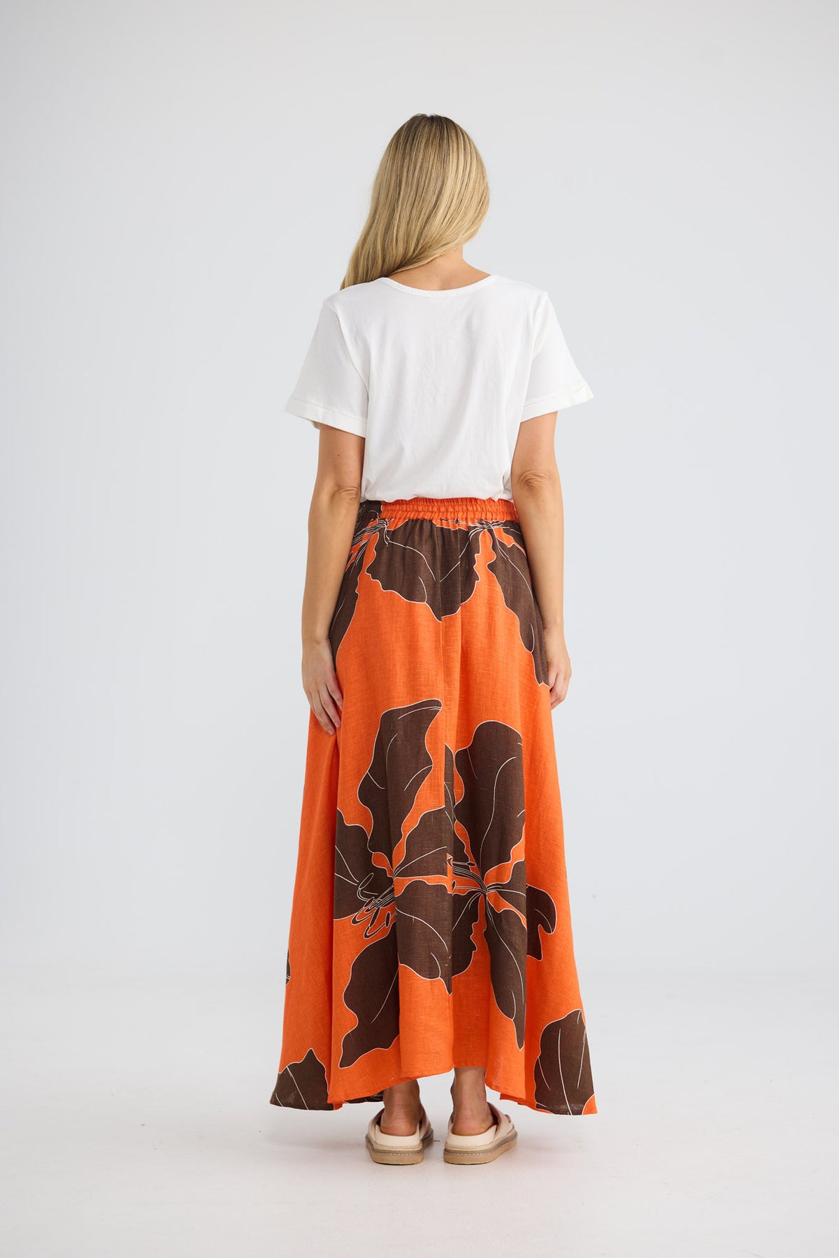 Carousel Skirt in Hibiscus Breeze — additional view.