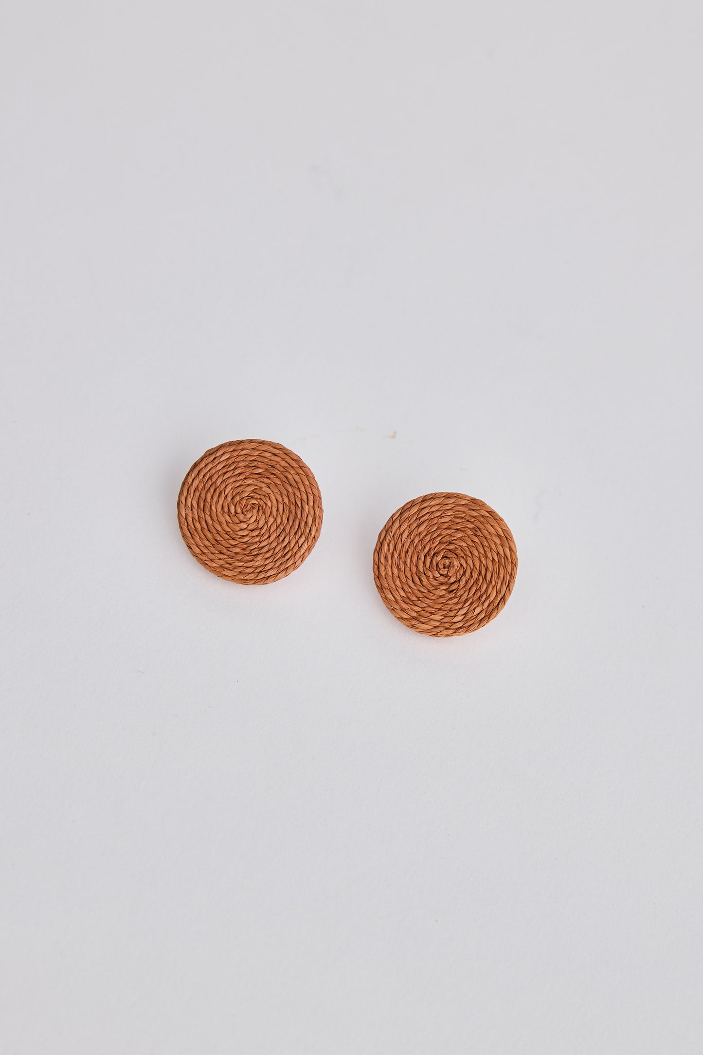 Dakota Earrings - Tan