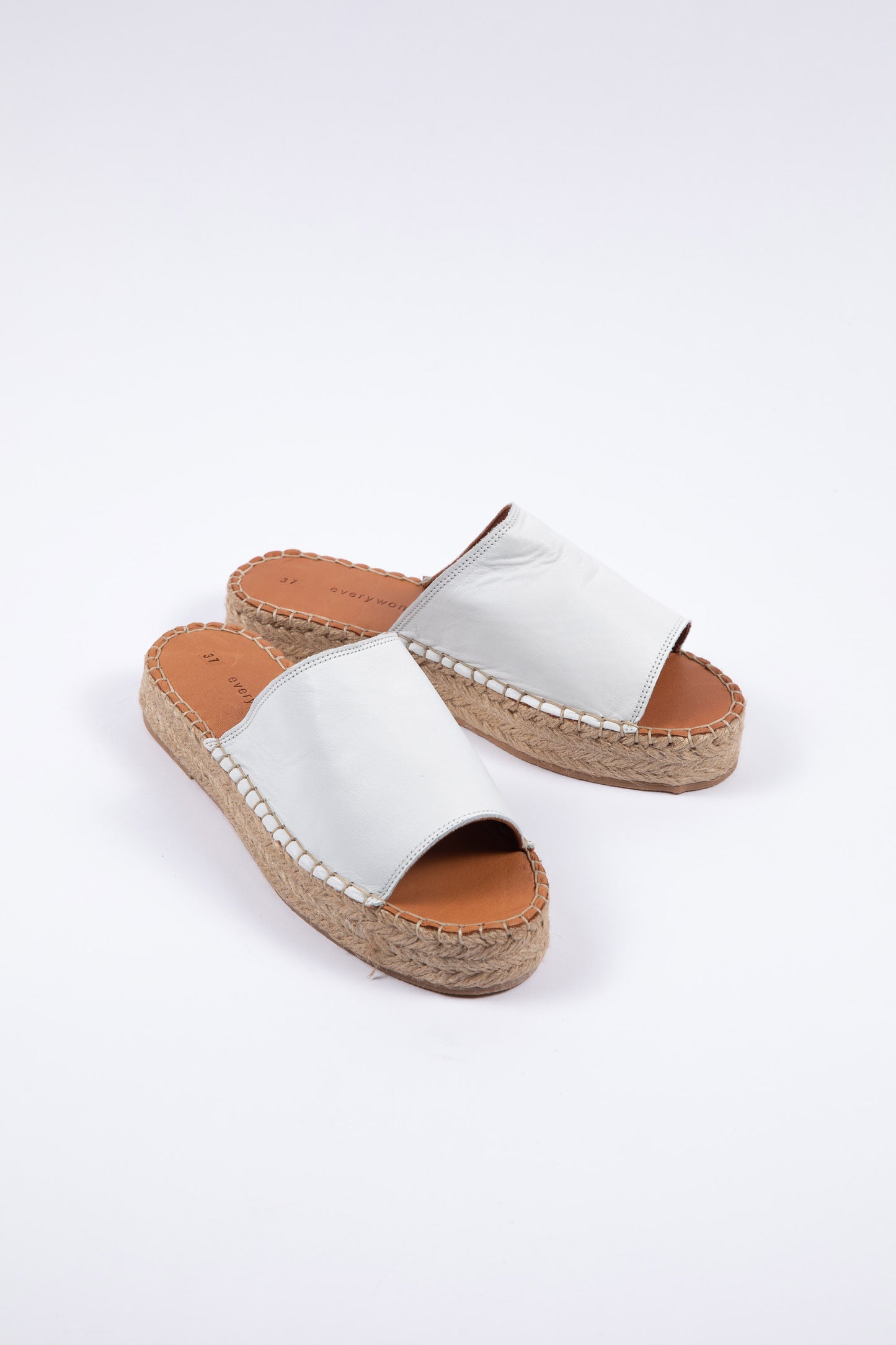 Charlie Slides - White